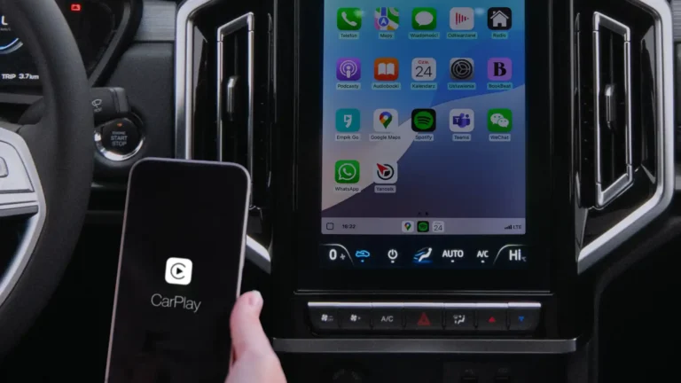 Apple CarPlay i Android Auto